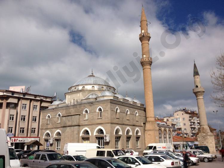 Çarşı Camii